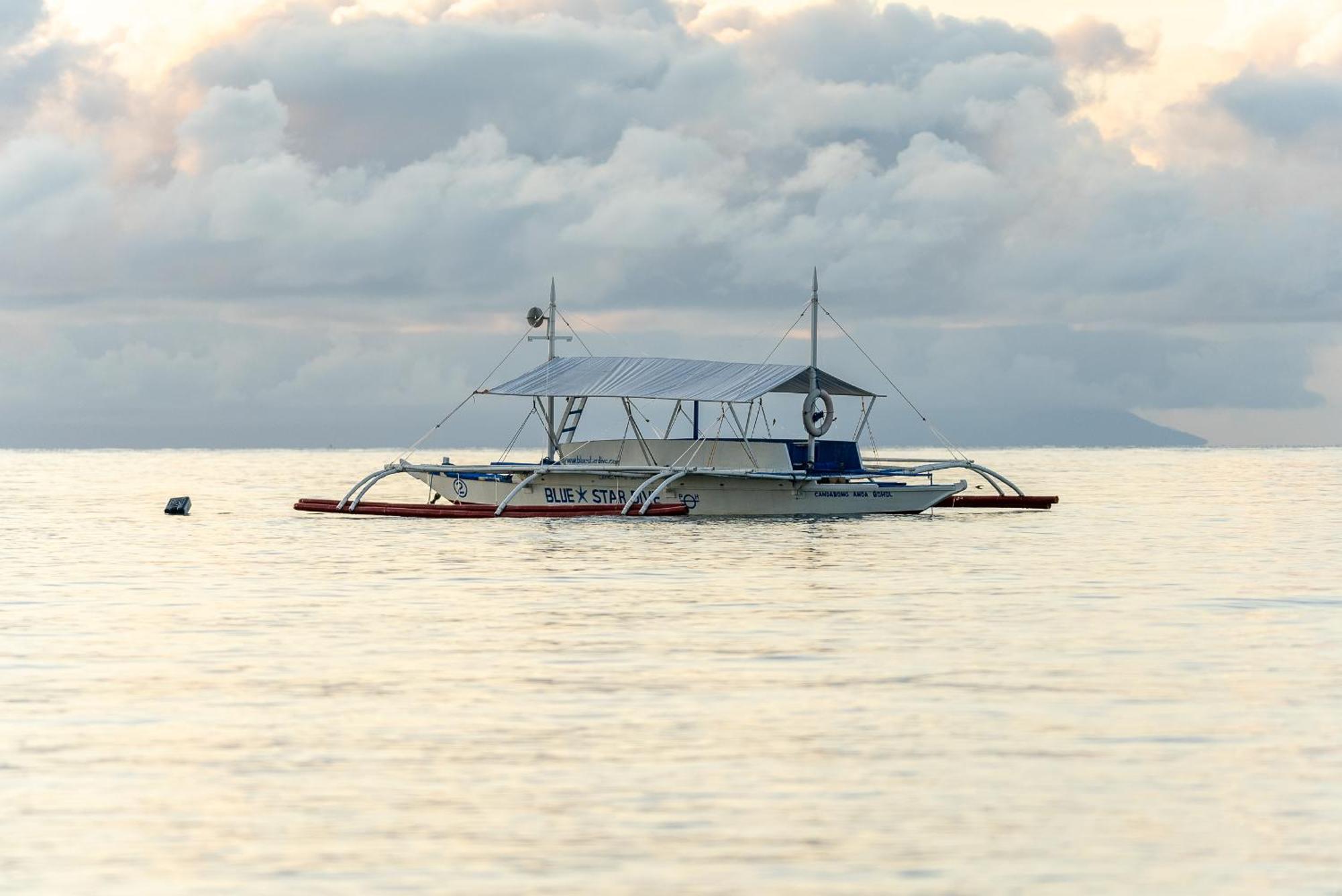 Blue Star Dive And Resort Anda  Eksteriør bilde