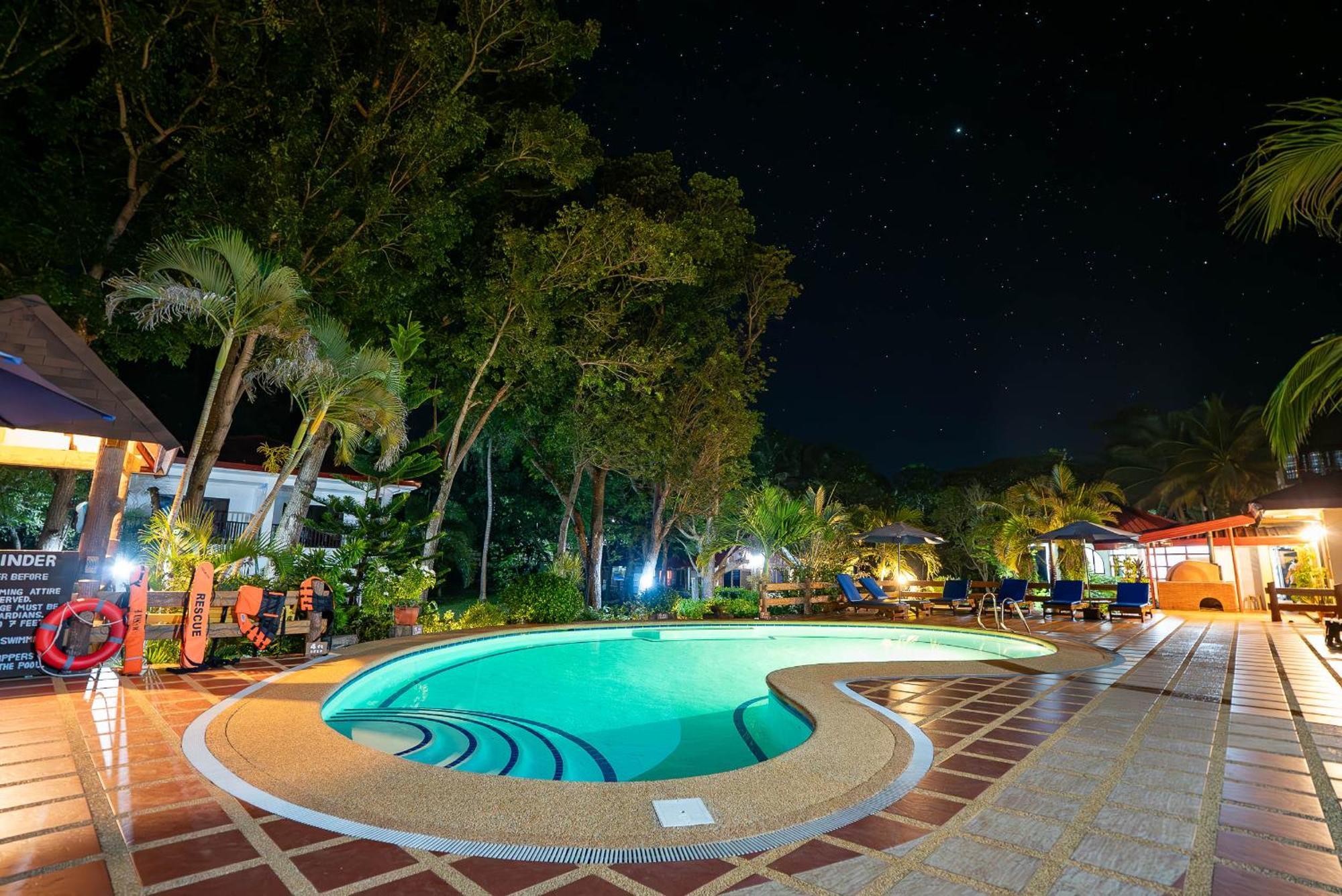 Blue Star Dive And Resort Anda  Eksteriør bilde